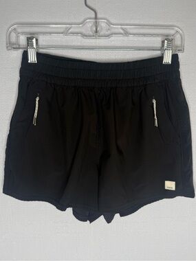 Vuori Black Women's Athletic Shorts with Zip Pockets Small